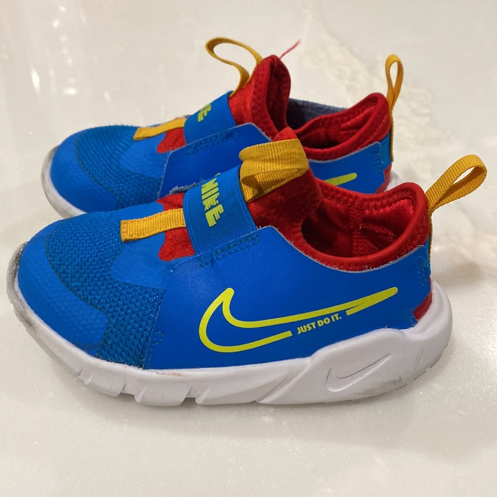 Nike sneakers 9C blue and red